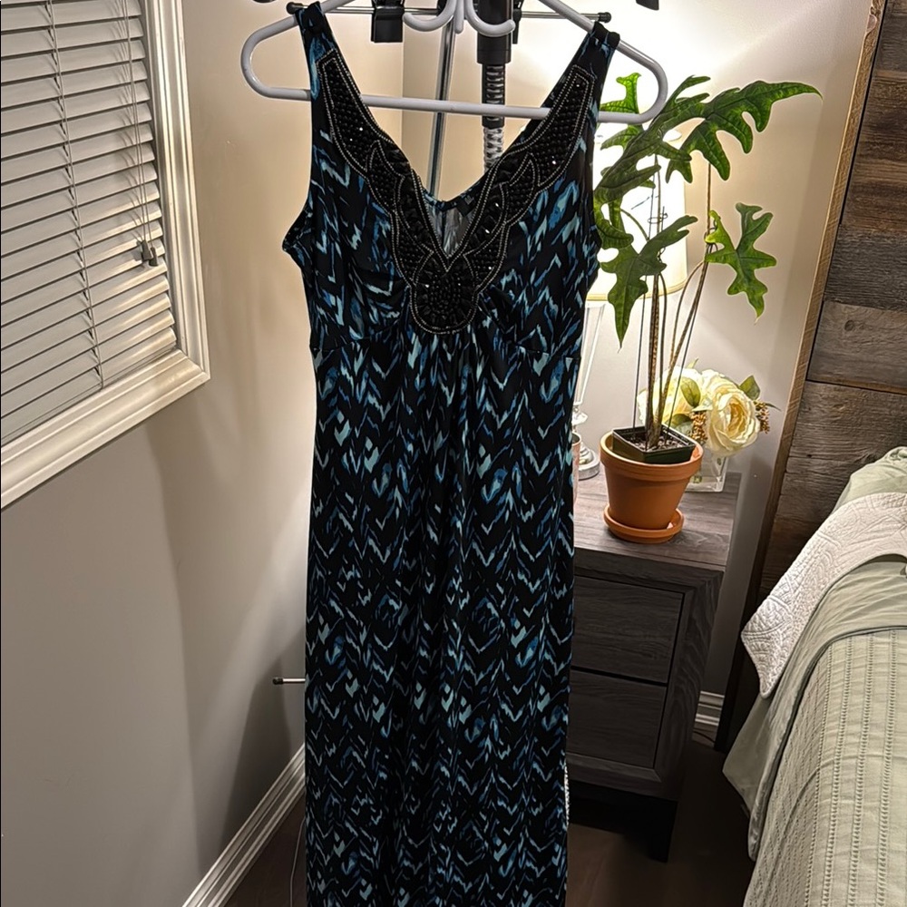 Black and Blue Sleeveless Maxi Sundress